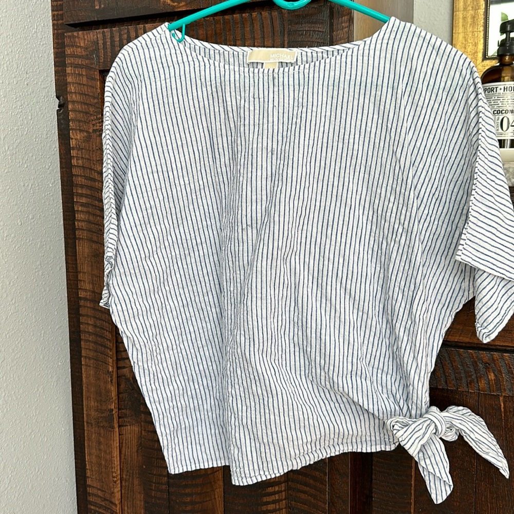 Micheal Kors boxy linen top